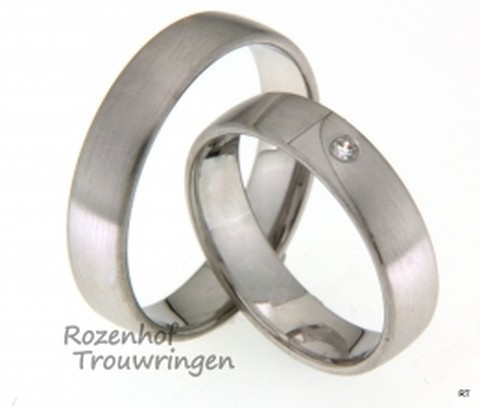 Moderne witgouden trouwringen