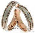 <p>Elegant uitgefreesde trouwringen van mat roodgoud en witgoud. De trouwringen zijn 5mm. breed. De dames trouwring is bezet met een prachtige briljant geslepen diamant van 0,04 ct.</p> 8125-8126