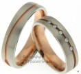 <p>Tweekleurige trouwringen, vervaardigd uit roodgoud en witgoud met matte finish. De trouwringen zijn 5 mm. breed en hebben een golvende frees, waardoor het roodgoud extra opvalt. De dames trouwring is bezet met 5 diamant geslepen diamanten van 0,05 ct. De zonnetjes in het avondrood.</p> 8133-8134
